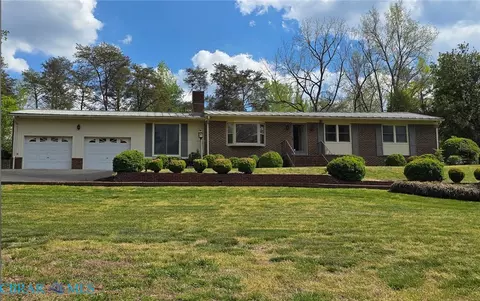4836 Blackstone Rd, Kenbridge, VA 23944