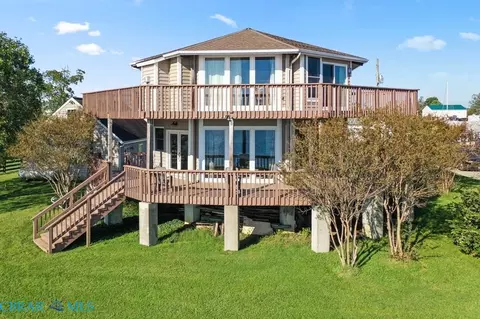 24 River Rd, Lottsburg, VA 22511
