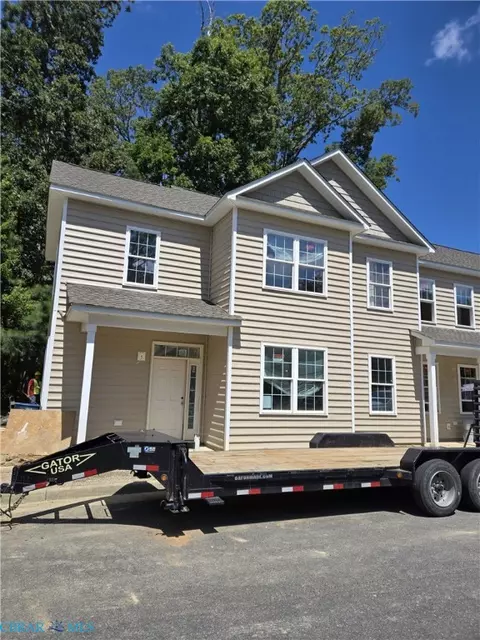 205 Patriots Village Ct, West Point, VA 23181