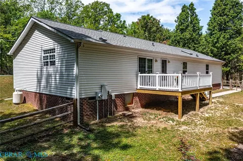 Exterior - 1890 Mill Creek Rd, Wake, VA 23176 photo 8 of 13