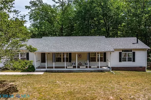 Exterior - 1890 Mill Creek Rd, Wake, VA 23176 photo 2 of 13