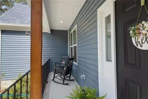 Exterior - 11511 Deep Point Ln, Gloucester, VA 23061 photo 3 of 13
