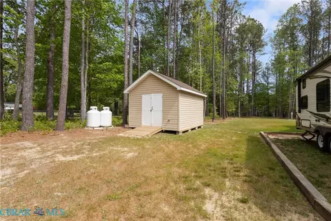 Exterior - 11511 Deep Point Ln, Gloucester, VA 23061 photo 13 of 13