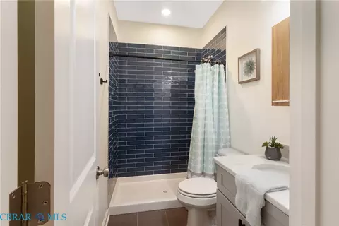 Bath - 11511 Deep Point Ln, Gloucester, VA 23061 photo 3 of 3