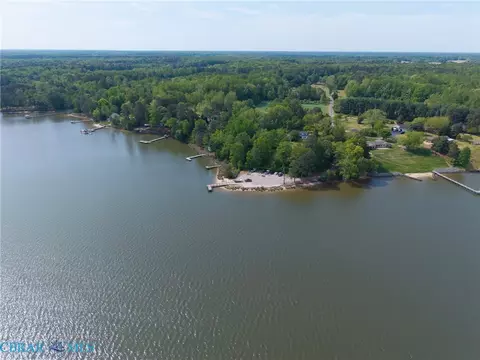 View/Area - 11511 Deep Point Ln, Gloucester, VA 23061 photo 9 of 9