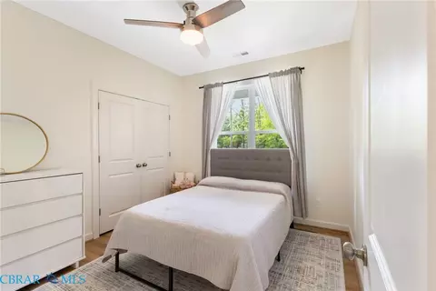 Bedroom - 11511 Deep Point Ln, Gloucester, VA 23061 photo 4 of 6