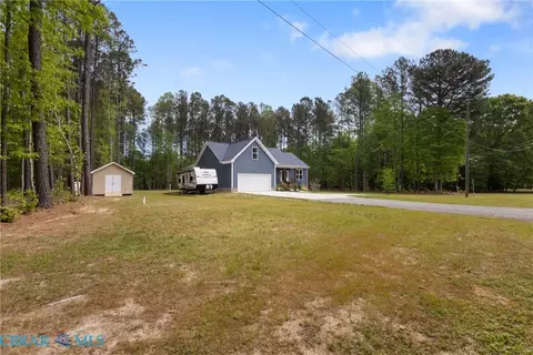 Exterior - 11511 Deep Point Ln, Gloucester, VA 23061 photo 11 of 13