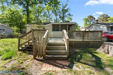 Exterior - 92 Cherry Dr, Hudgins, VA 23076 photo 7 of 10
