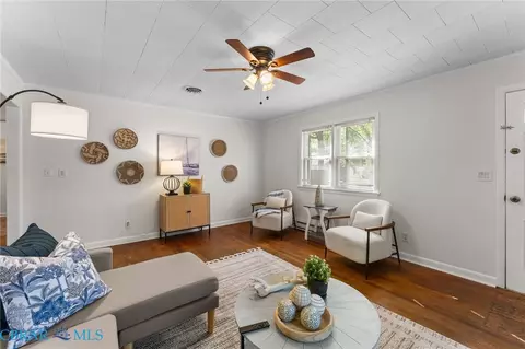 Living - 92 Cherry Dr, Hudgins, VA 23076 photo 5 of 5
