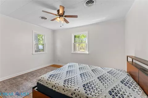 Bedroom - 92 Cherry Dr, Hudgins, VA 23076 photo 5 of 7