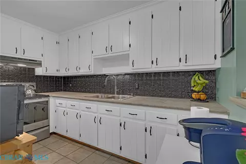 6727 Harvest Cir, Gloucester, VA 23061 photo 9