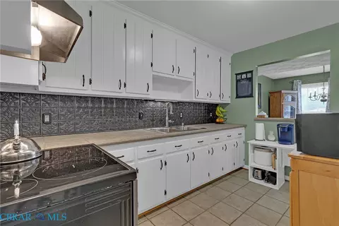 6727 Harvest Cir, Gloucester, VA 23061 photo 11