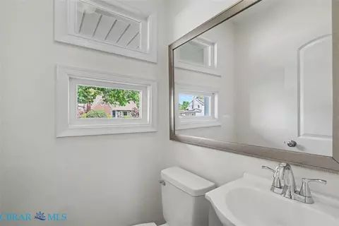 Bath - 213 Brooke Dr, Hampton, VA 23669 photo 1 of 4