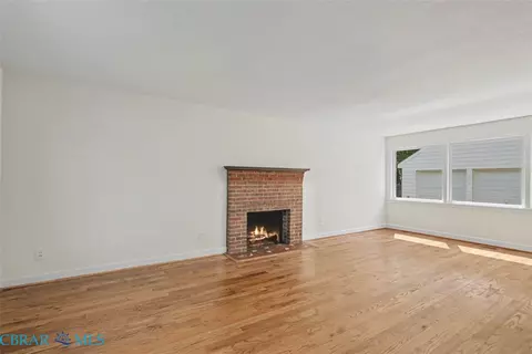 Living - 213 Brooke Dr, Hampton, VA 23669 photo 1 of 10