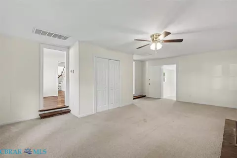 Living - 213 Brooke Dr, Hampton, VA 23669 photo 10 of 10