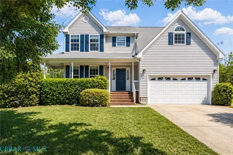 8159 Beckwith Dr, Hayes, VA 23072