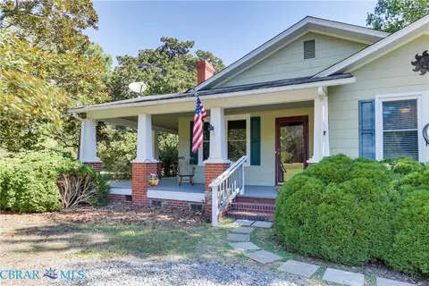 6571 New Point Comfort Hwy, Susan, VA 23163