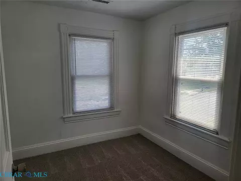 Bedroom - 108 E Howard St, Hampton, VA 23663 photo 2 of 5