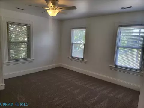 Bedroom - 108 E Howard St, Hampton, VA 23663 photo 3 of 5