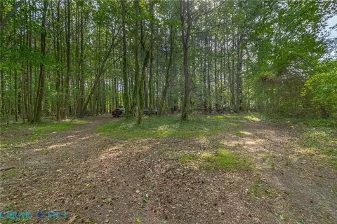 276 Benson Rd, Weems, VA 22576 photo 18