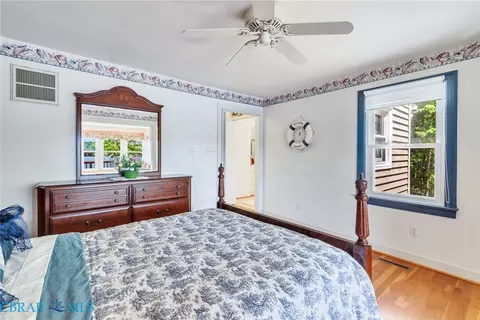Bedroom - 1121 Browns Ln, Lancaster, VA 22503 photo 2 of 6