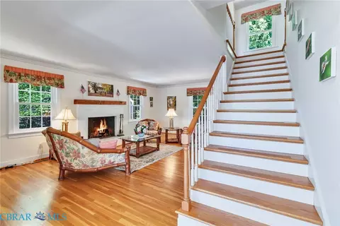 Living - 1121 Browns Ln, Lancaster, VA 22503 photo 3 of 5