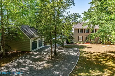 Exterior - 1121 Browns Ln, Lancaster, VA 22503 photo 7 of 11