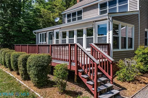Exterior - 1121 Browns Ln, Lancaster, VA 22503 photo 2 of 11