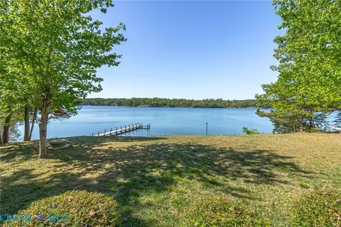 View/Area - 1121 Browns Ln, Lancaster, VA 22503 photo 3 of 7