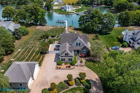 View/Area - 310 Old Point Rd, White Stone, VA 22578 photo 1 of 10