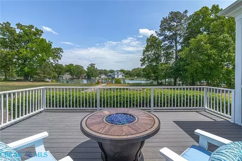 Exterior - 310 Old Point Rd, White Stone, VA 22578 photo 10 of 12