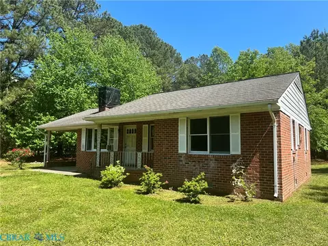 1649 Taylors Creek Rd, Weems, VA 22576