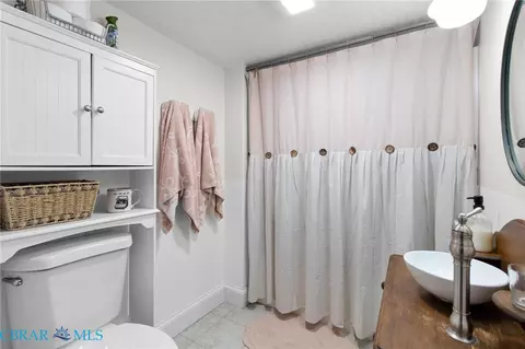 Bath - 7377 Old Pinetta Rd, Gloucester, VA 23061 photo 3 of 3