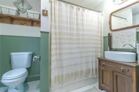 Bath - 7377 Old Pinetta Rd, Gloucester, VA 23061 photo 1 of 3
