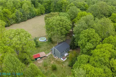 9652 Laurelwood Ln, Gloucester, VA 23061