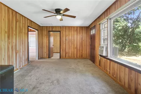 Living - 6666 Riverview Inn Ln, Gloucester, VA 23061 photo 2 of 2