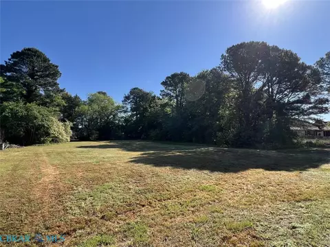 Na Red Cedar Lane, Urbanna, VA 23175