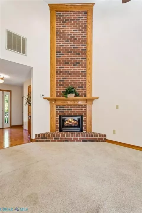Living - 4202 Hall Oaks Dr, Gloucester, VA 23061 photo 3 of 4