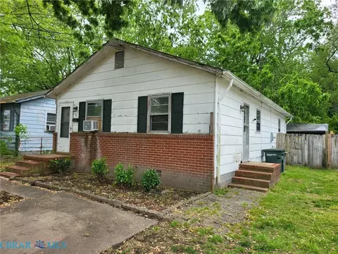 116 Downes St, Hampton, VA 23663 photo 2