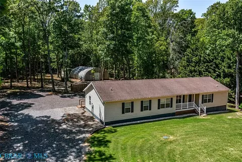 115 Edge Hill Ln, Heathsville, VA 22473