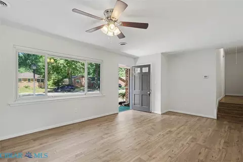 47 Azalea Dr, Hampton, VA 23669 photo 9