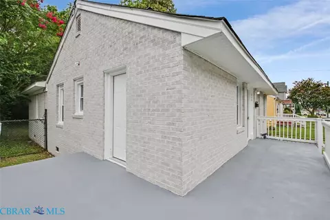 Exterior - 615 Bell St, Hampton, VA 23661 photo 7 of 11
