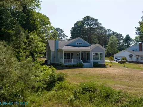 Other - 7877 Berkeley Dr, Gloucester Point, VA 23062 photo 10 of 14