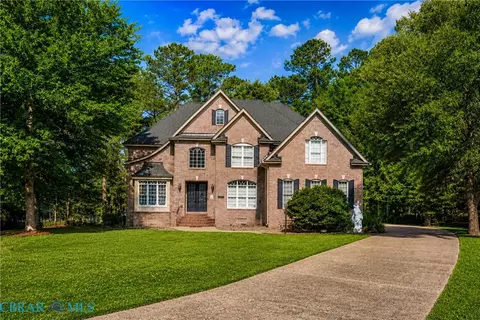 20582 Seahawk Lndg, Smithfield, VA 23430
