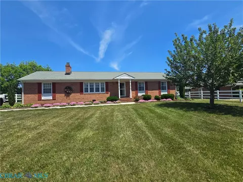 66 Level Blvd, Warsaw, VA 22572