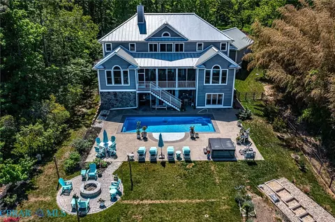 199 Bow Wood Dr, Heathsville, VA 22473
