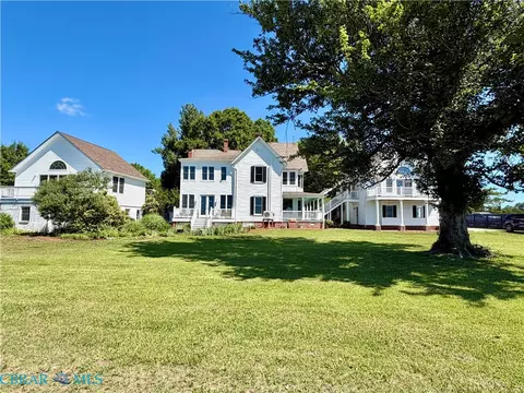 Exterior - 2414 Windmill Point Rd, White Stone, VA 22578 photo 1 of 11