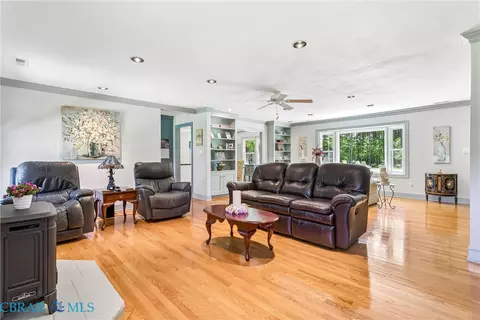 Living - 5585 Ware Neck Rd, Gloucester, VA 23061 photo 3 of 3