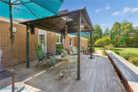 Exterior - 5585 Ware Neck Rd, Gloucester, VA 23061 photo 2 of 8