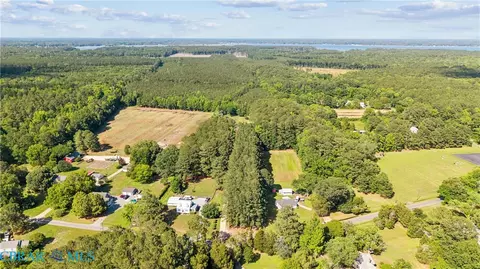 View/Area - 5585 Ware Neck Rd, Gloucester, VA 23061 photo 1 of 5
